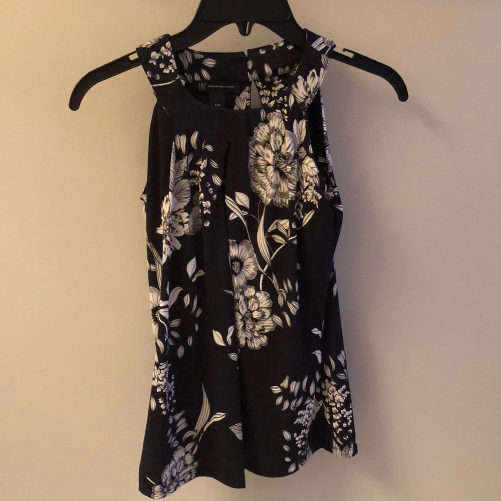 INC International Concepts High Neck Tank